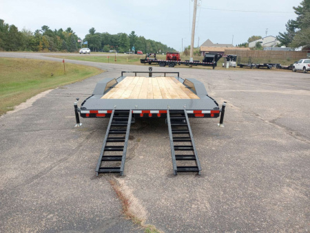 New 2026 PJ Trailers B5 22'x102" Car Hauler