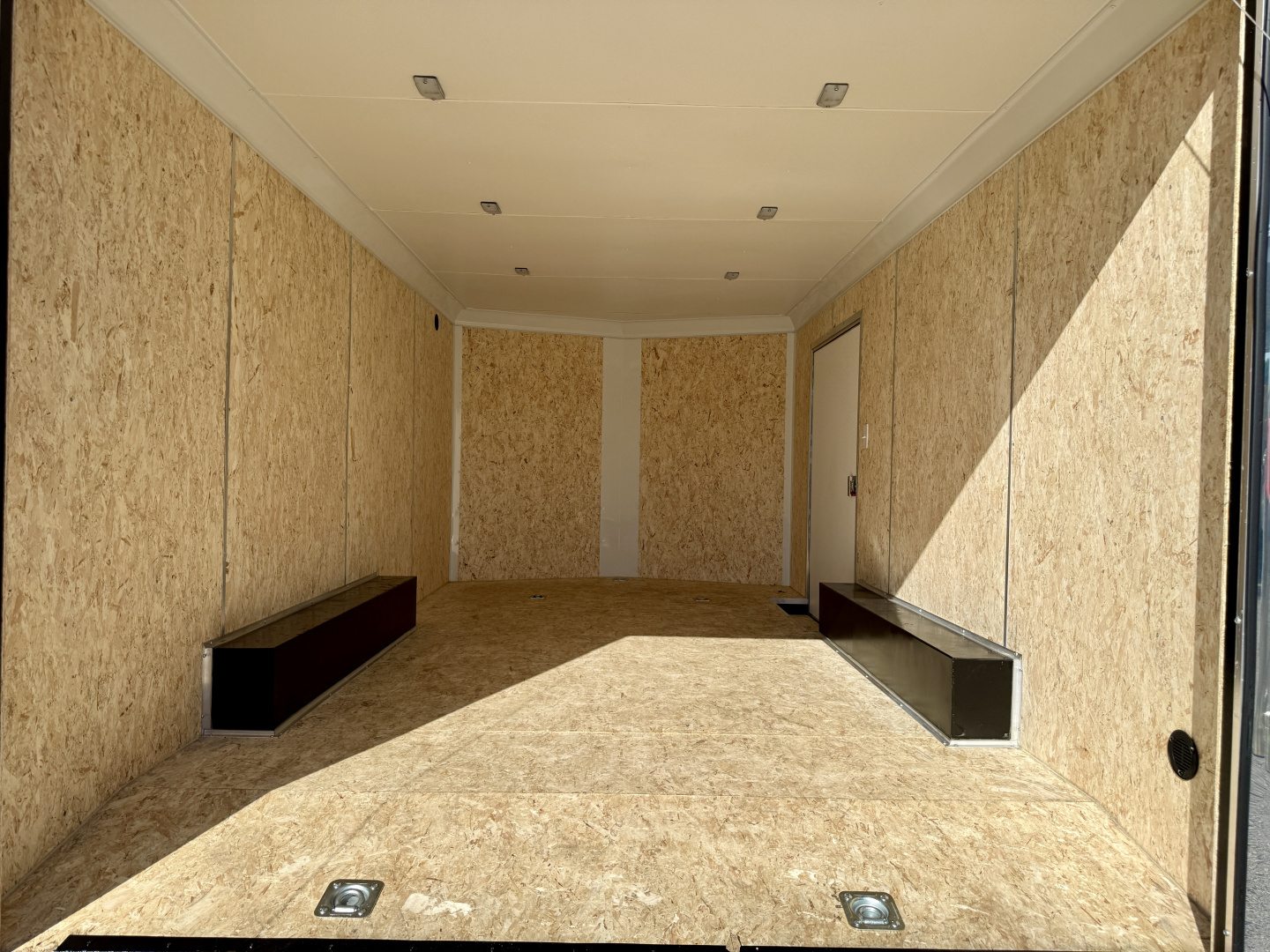 New 2025 Sure-Trac 8.5x16 Rear Ramp Door 7K Cargo / Enclosed Trailer