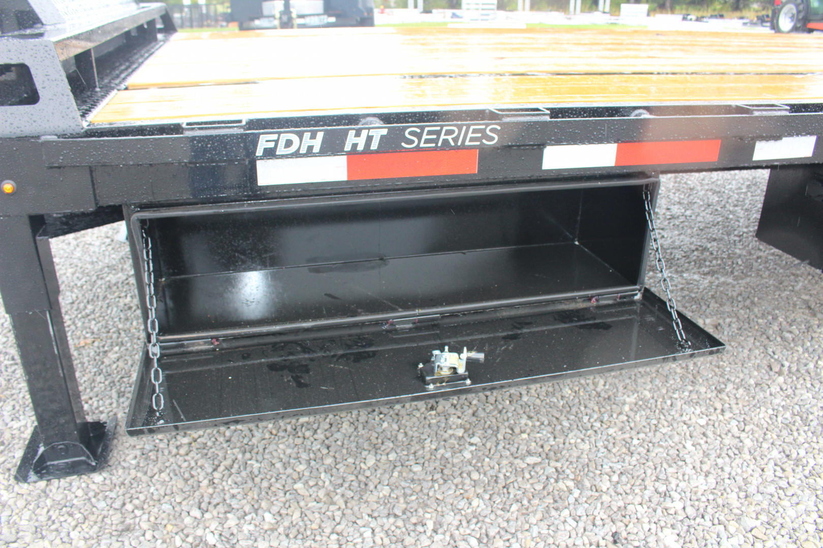 New 2025 Moritz FDGH Hydraulic Tail 30' GOOSENECK Deckover Flatbed Trailer- 17900# GVW