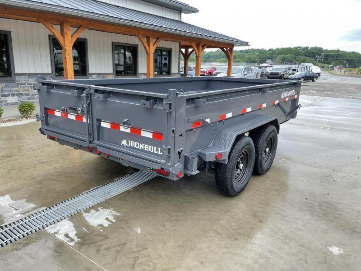 New 2026 Ironbull 7x16' Dump Trailer 14000# GVW * TARP KIT * SCISSOR HOIST * 8" I-BEAM FRAME * 1PC 7 GA FLOOR * COMBO GATE * UNDERBODY BED RUNNERS * OVERSIZED TOOLBOX * IRONCLAD WARRANTY