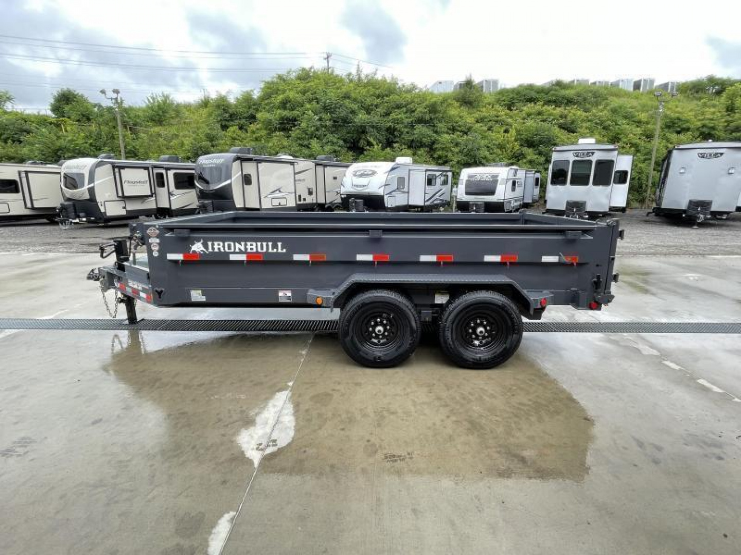 New 2026 Ironbull 7x16' Dump Trailer 14000# GVW * TARP KIT * SCISSOR HOIST * 8" I-BEAM FRAME * 1PC 7 GA FLOOR * COMBO GATE * UNDERBODY BED RUNNERS * OVERSIZED TOOLBOX * IRONCLAD WARRANTY