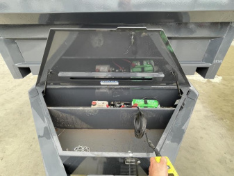New 2026 Ironbull 7x16' Dump Trailer 14000# GVW * TARP KIT * SCISSOR HOIST * 8" I-BEAM FRAME * 1PC 7 GA FLOOR * COMBO GATE * UNDERBODY BED RUNNERS * OVERSIZED TOOLBOX * IRONCLAD WARRANTY