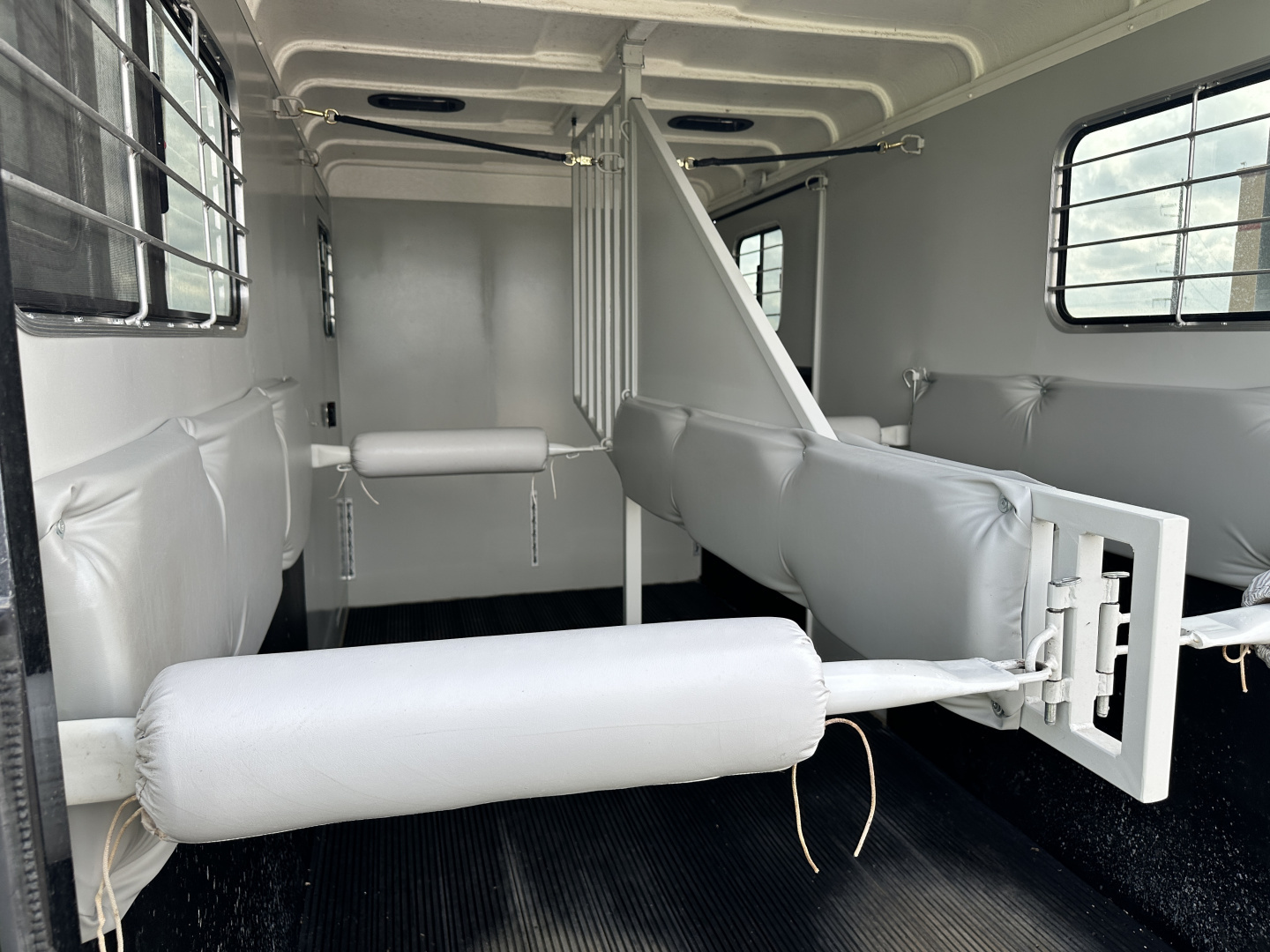 Used 2021 Hawk 2H GN Straight Load Horse Trailer