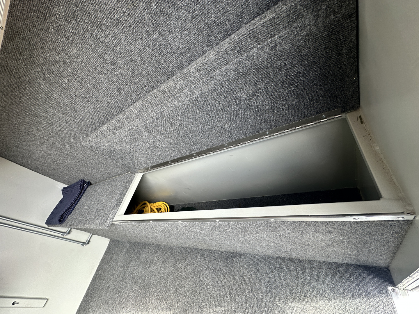 Used 2021 Hawk 2H GN Straight Load Horse Trailer