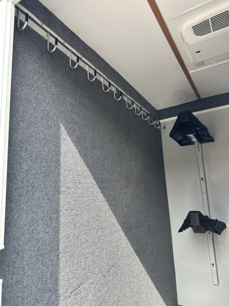 Used 2021 Hawk 2H GN Straight Load Horse Trailer