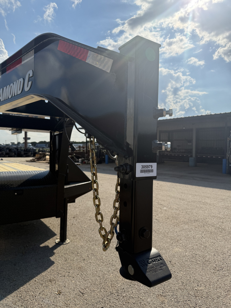 New 2026 Diamond C Trailers FMAX212 102X40 MR Gooseneck Bodies