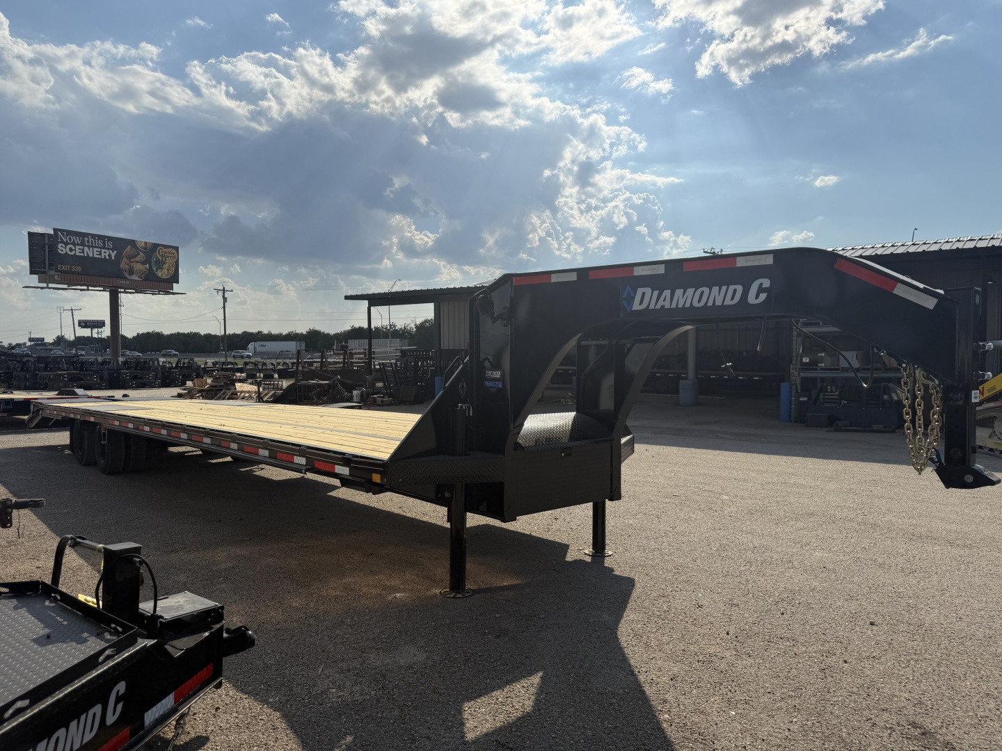 New 2026 Diamond C Trailers FMAX212 102X40 MR Gooseneck Bodies