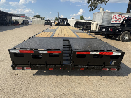 New 2026 Diamond C Trailers FMAX212 102X40 MR Gooseneck Bodies