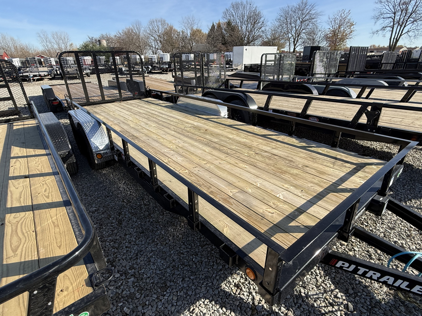 New 2026 PJ TRAILER UTILITY UL202 83X20 TA STRAIGHT DECK (GVW:7000) BLACK