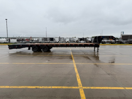 New 2026 Load Trail GH0236102 31+5 Gooseneck Bodies