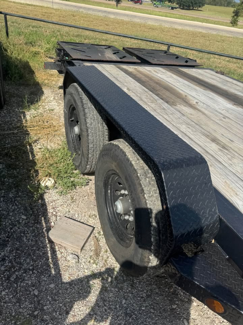 Used USED 2022 Iron Bull 20' EQUIPMENT TRAILER WITH MEGA RAMPS Equipment Trailer