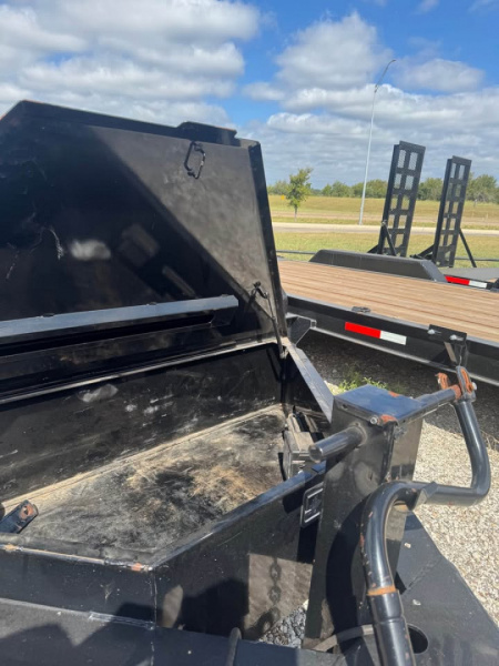 Used USED 2022 Iron Bull 20' EQUIPMENT TRAILER WITH MEGA RAMPS Equipment Trailer