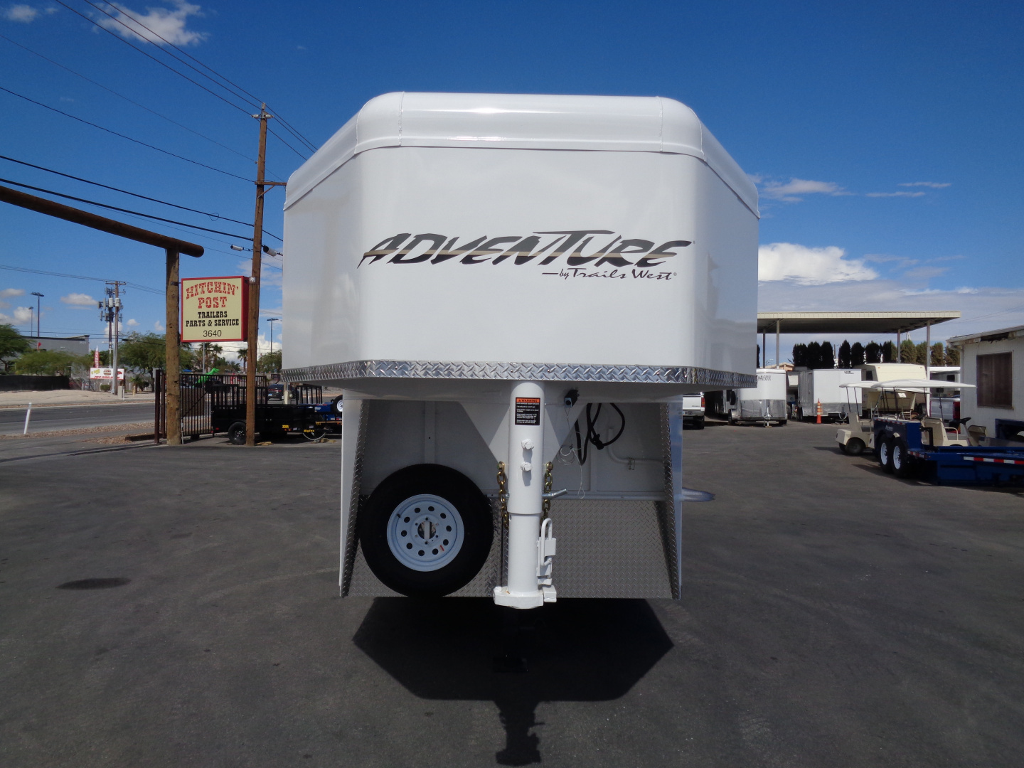 New 2026 Trails West ADVENTURE MX GN 3-Horse Gooseneck Horse Trailer