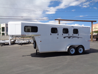New 2026 Trails West ADVENTURE MX GN 3-Horse Gooseneck Horse Trailer