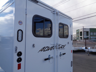 New 2026 Trails West ADVENTURE MX GN 3-Horse Gooseneck Horse Trailer