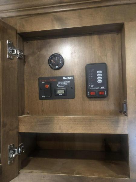 Used 2020 Elite 8413 4 Horse Sideload Trailer