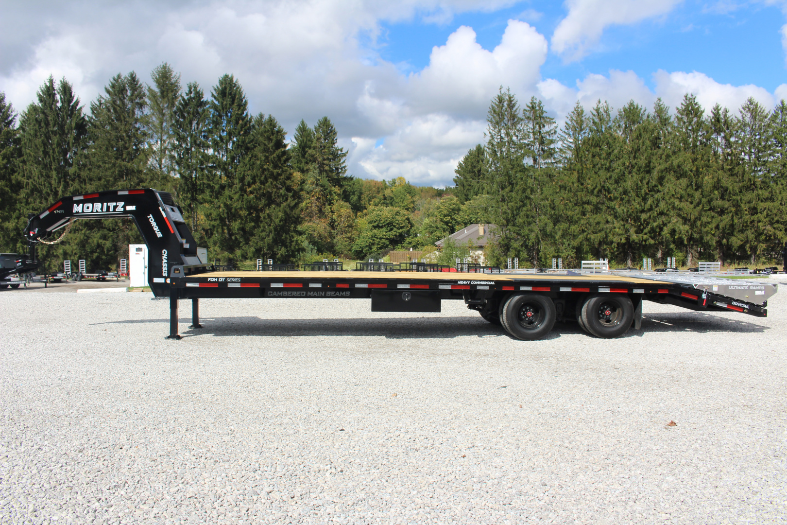 New 2026 Moritz FDGH DT 25' + 5' GOOSENECK Deckover Flatbed Trailer- Full Width Aluminum Ramps- 25900# GVW