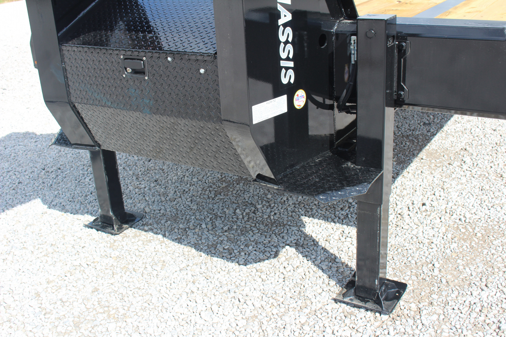 New 2026 Moritz FDGH DT 25' + 5' GOOSENECK Deckover Flatbed Trailer- Full Width Aluminum Ramps- 25900# GVW