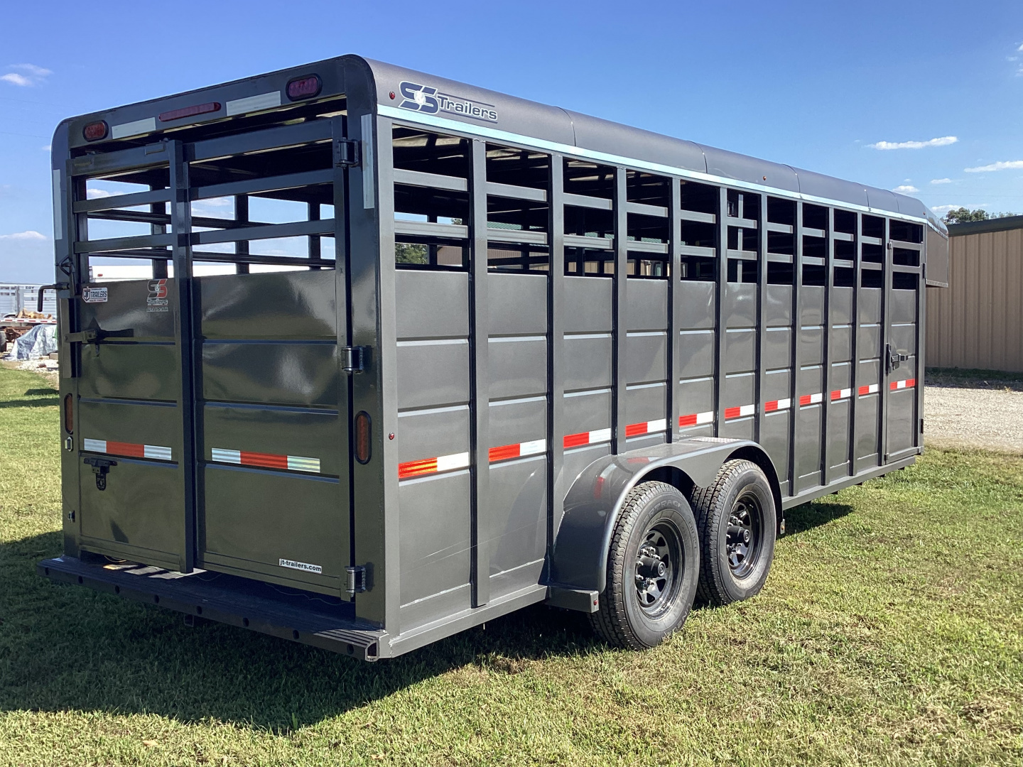 New 2026 S&S 20'x6'8"x6'6" Gooseneck Livestock Trailer, 14K GVWR