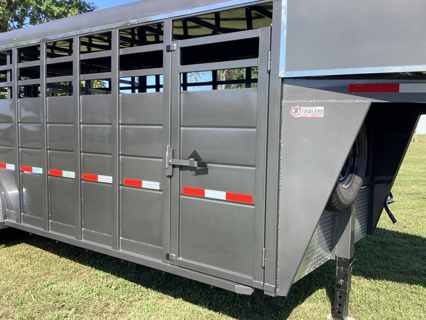 New 2026 S&S 20'x6'8"x6'6" Gooseneck Livestock Trailer, 14K GVWR