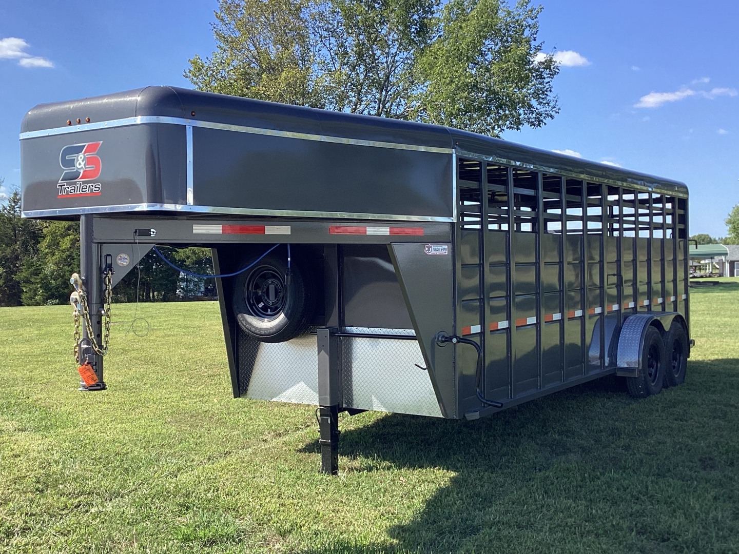 New 2026 S&S 20'x6'8"x6'6" Gooseneck Livestock Trailer, 14K GVWR