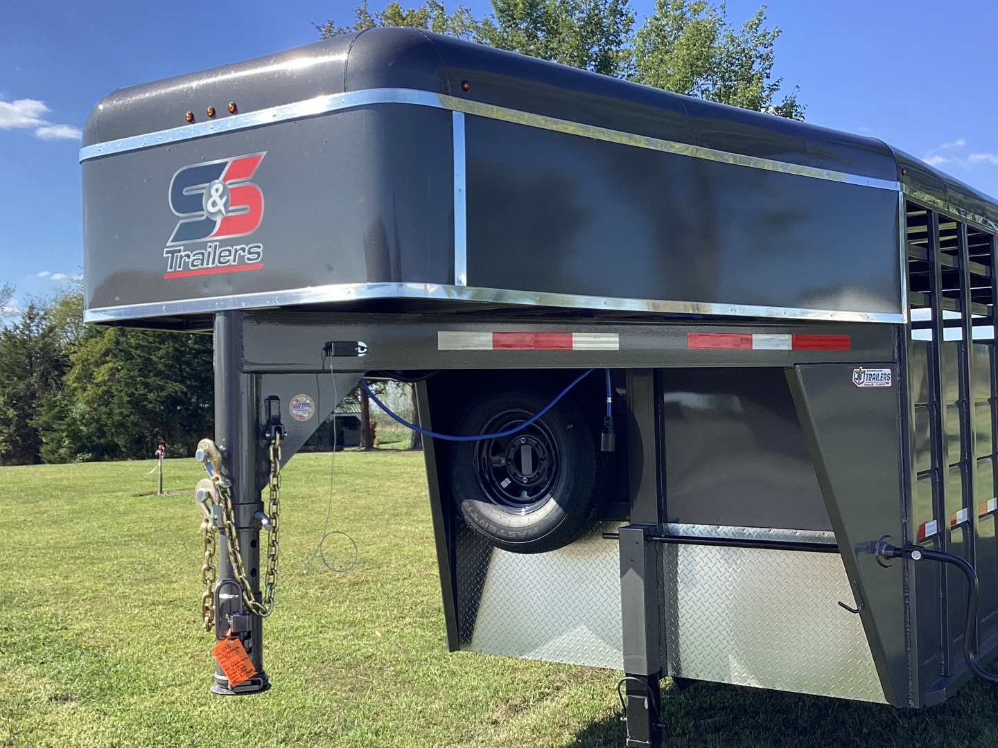 New 2026 S&S 20'x6'8"x6'6" Gooseneck Livestock Trailer, 14K GVWR