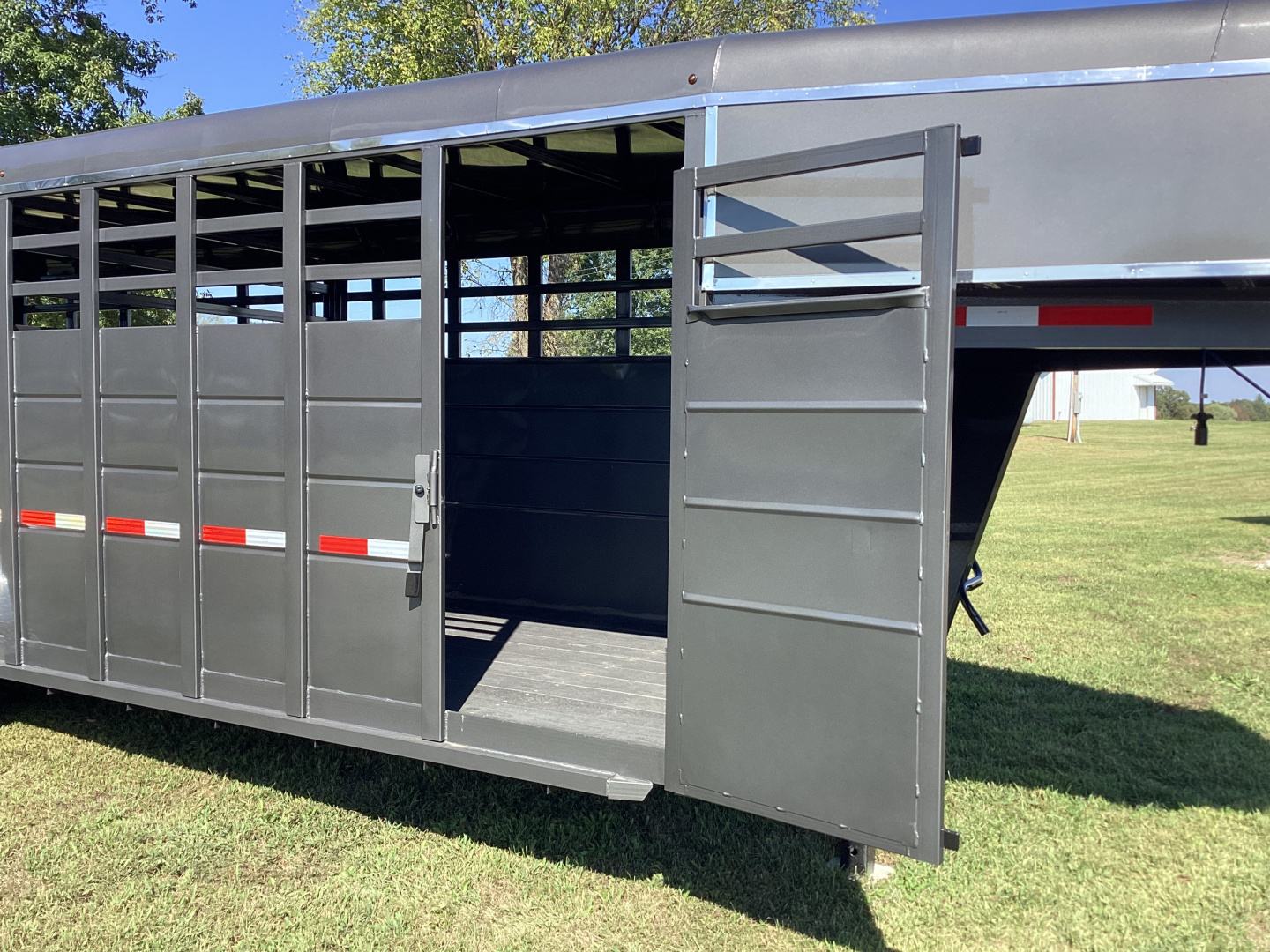 New 2026 S&S 20'x6'8"x6'6" Gooseneck Livestock Trailer, 14K GVWR