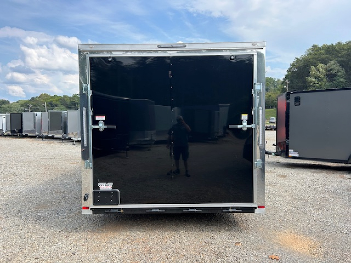 New 2026 Outlaw Trailers 8.5x24 10k Cargo / Enclosed Trailer