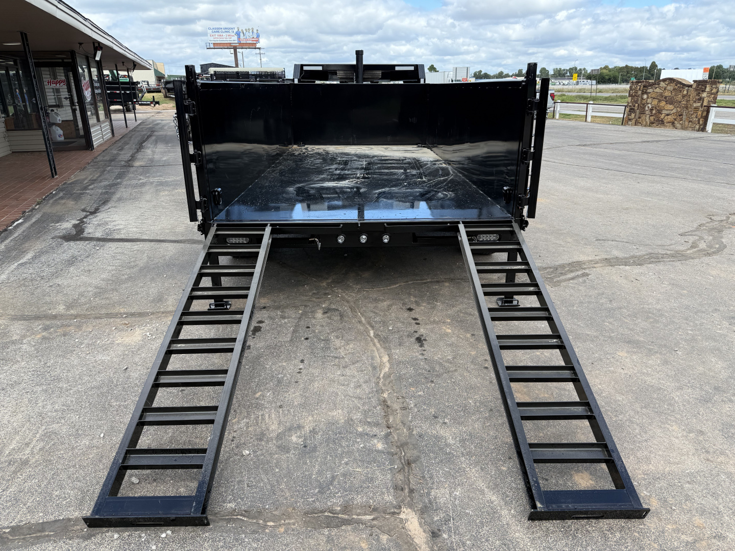 New 2026 MAXX-D 83”x16’ 18K Gooseneck Dump w/ 36” Sides – DTX