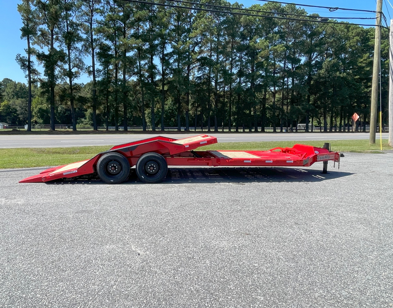 New 2026 RawMaxx RawMaxx GTX 24' 16K Gravity Tilt Trailer w/ Hydraulic Jack