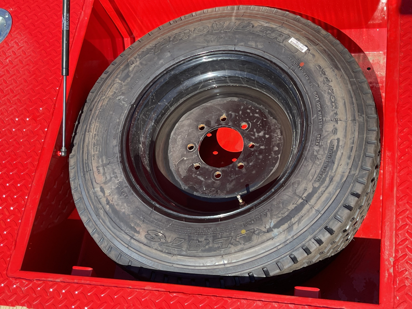 New 2026 RawMaxx RawMaxx GTX 24' 16K Gravity Tilt Trailer w/ Hydraulic Jack