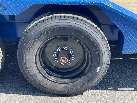 New 2026 RawMaxx RawMaxx GTX 22' 16K Gravity Tilt Trailer