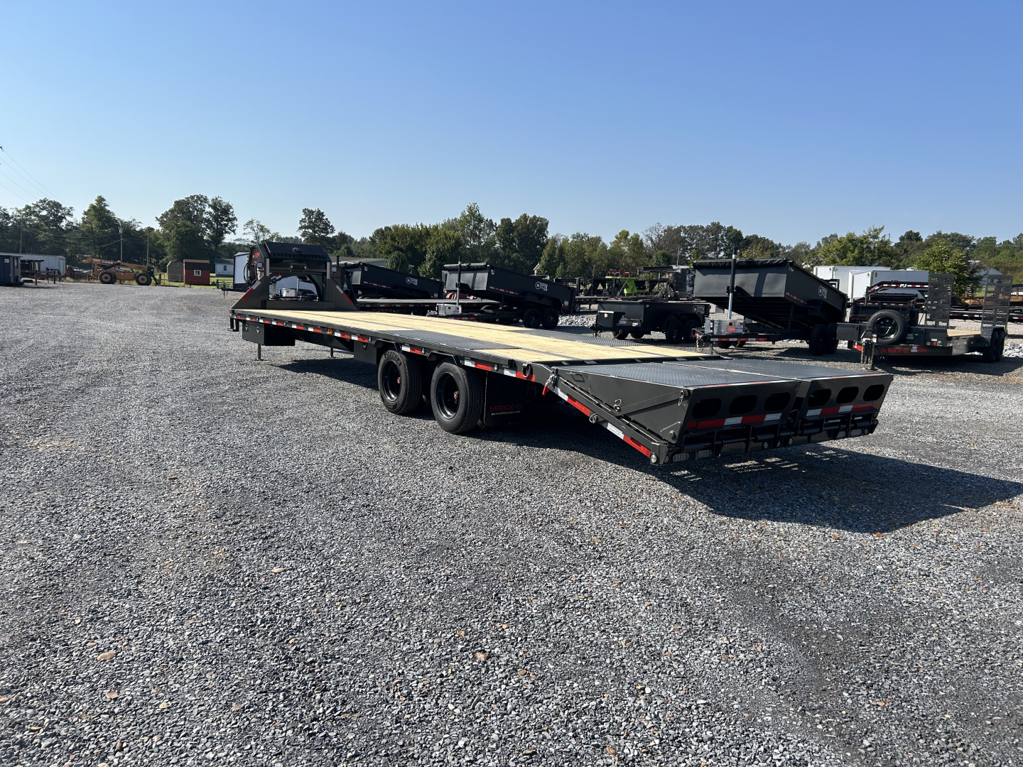 New 2026 MAXXD 102"X34' 40K *ENGINEERED FRAME* Gooseneck Flatbed Trailer