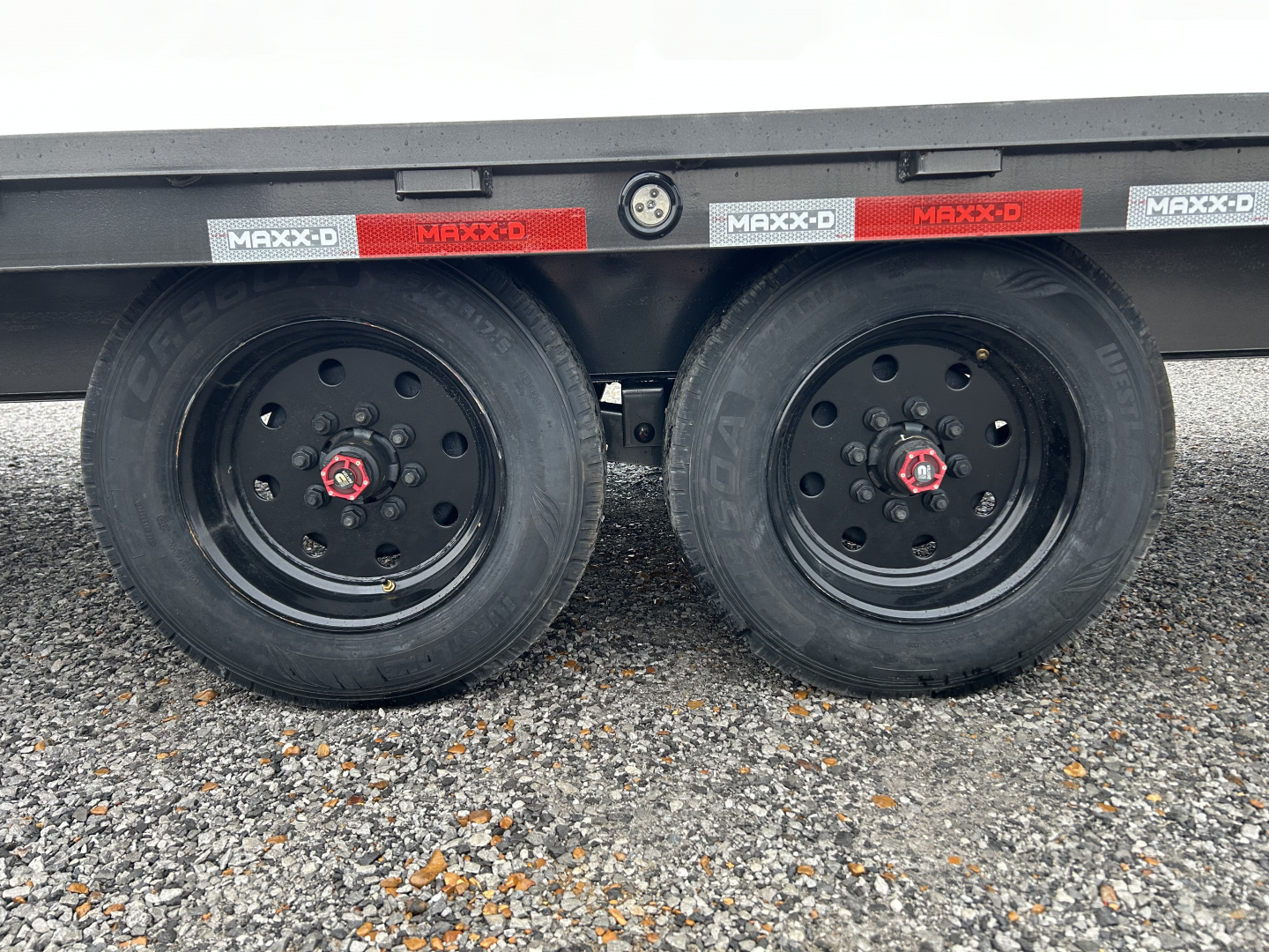 New 2026 MAXXD 102"X24' 17.5K Flatbed Trailer