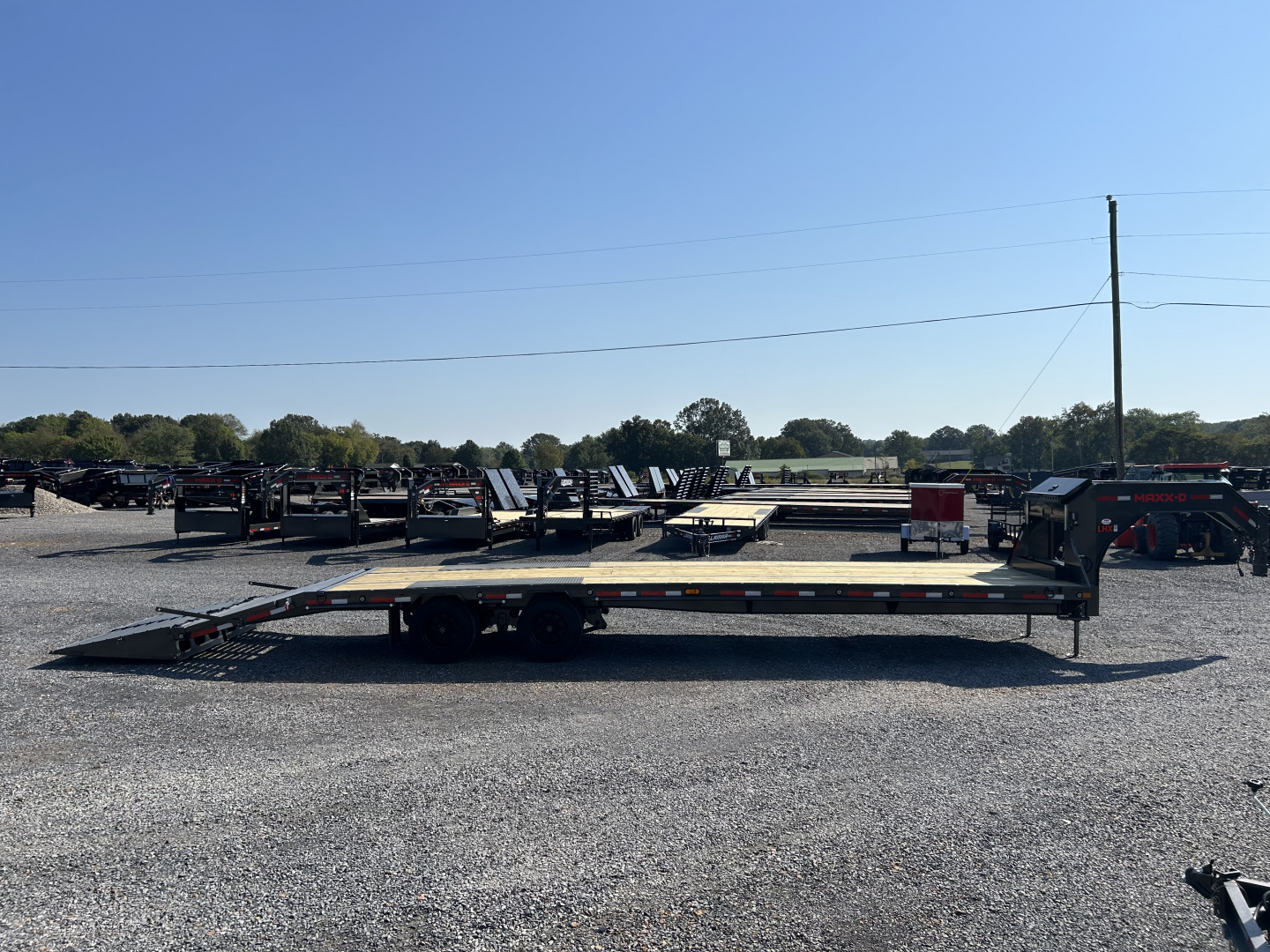 New 2026 MAXXD 102"X24' 17.5K Flatbed Trailer