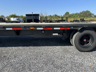 New 2026 MAXXD 102"X24' 17.5K Flatbed Trailer