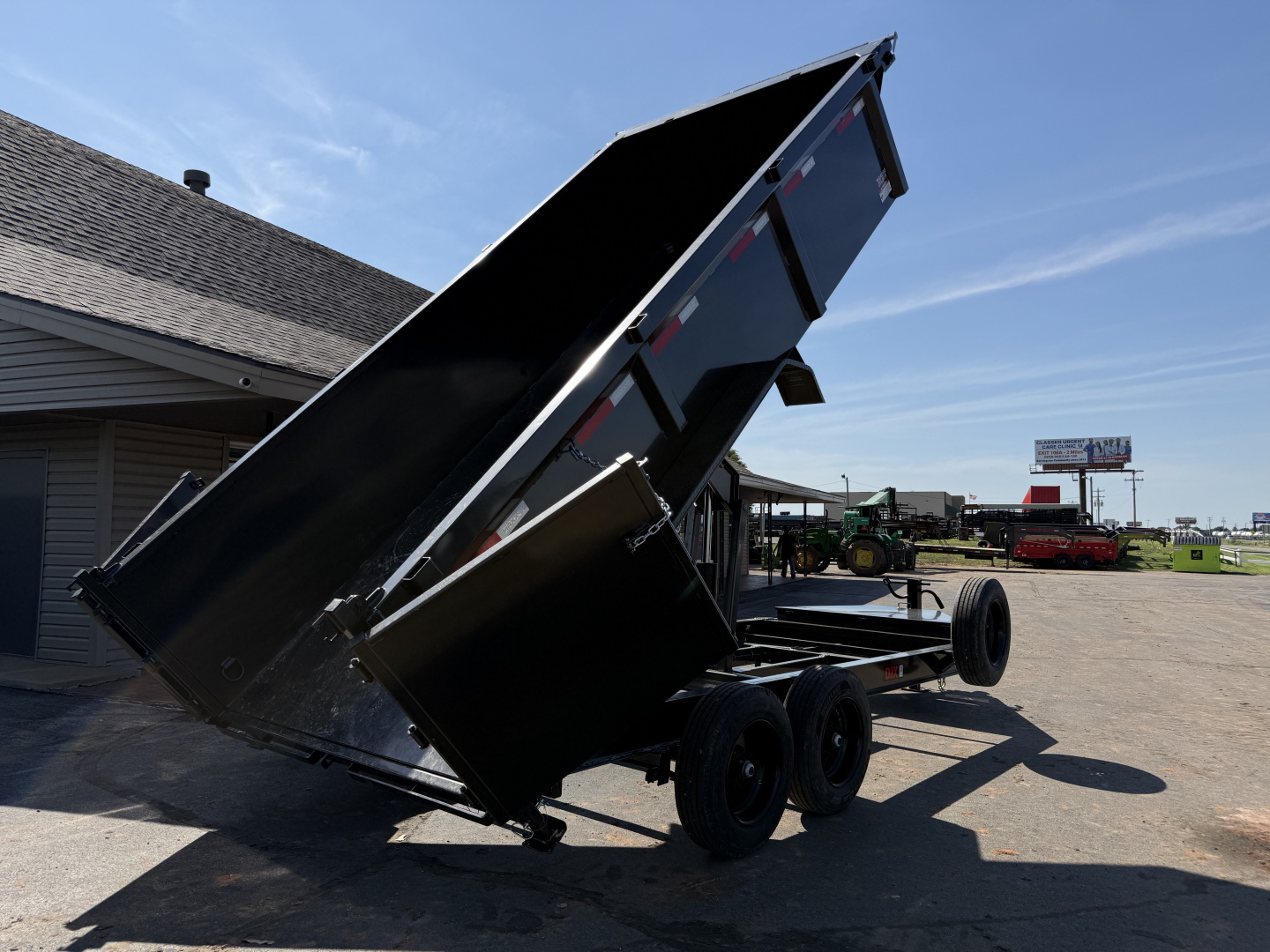 New 2026 MAXX-D 83”x16’ BP Dump w/ 36” Sides – DJX