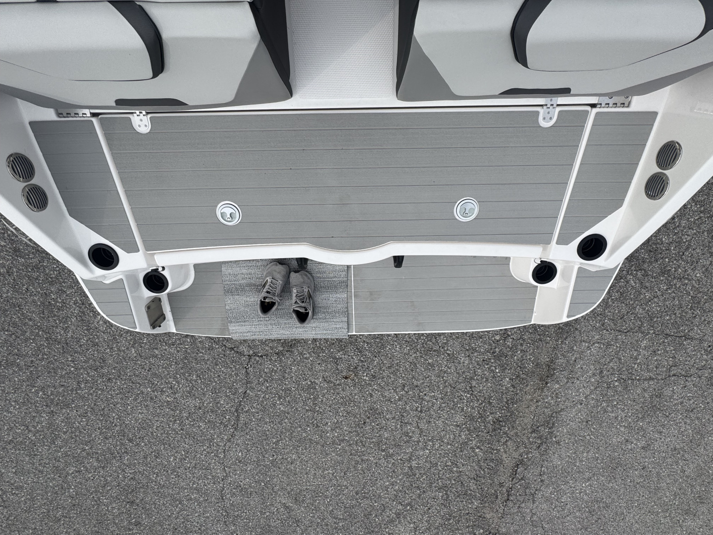 New 2026 Yamaha Boats AR 220 Jet Boat