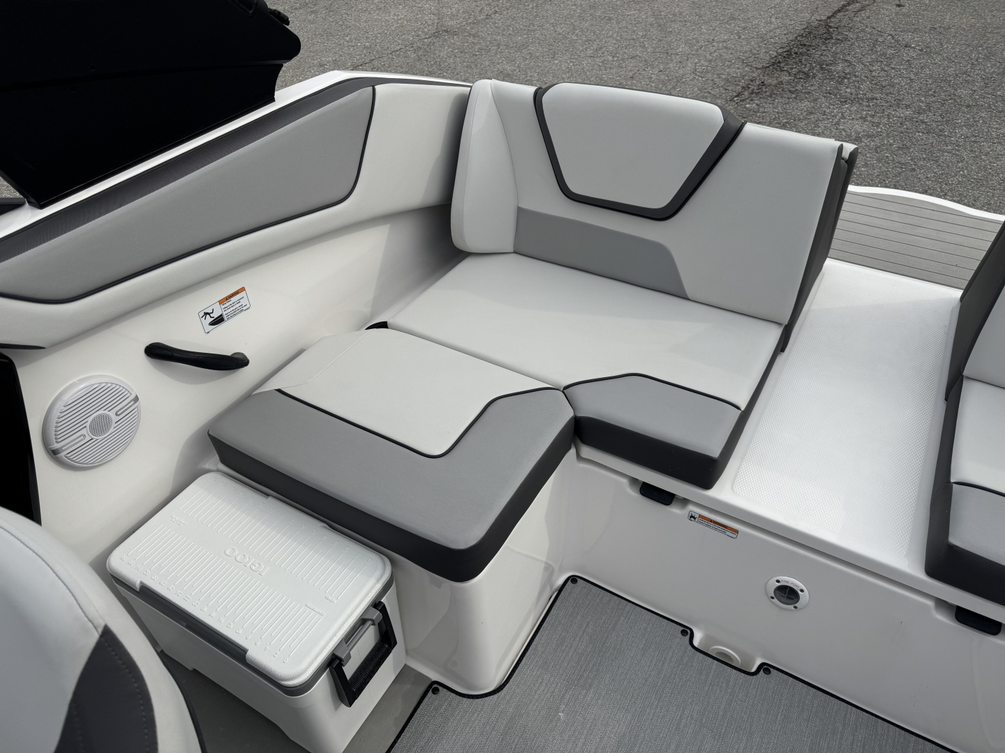 New 2026 Yamaha Boats AR 220 Jet Boat