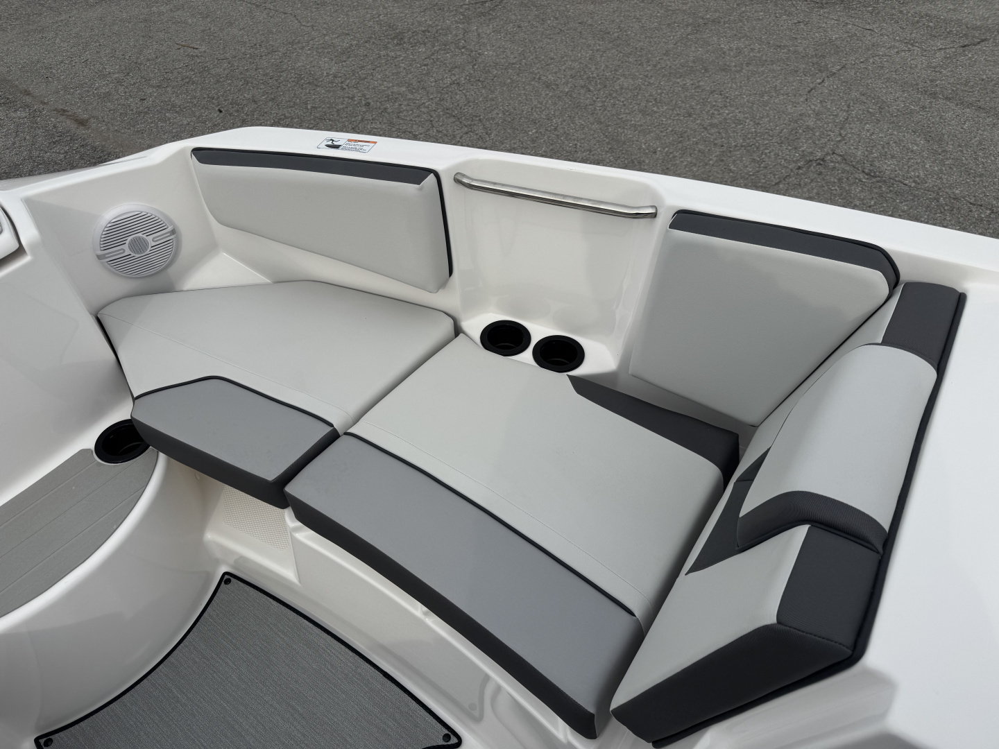New 2026 Yamaha Boats AR 220 Jet Boat