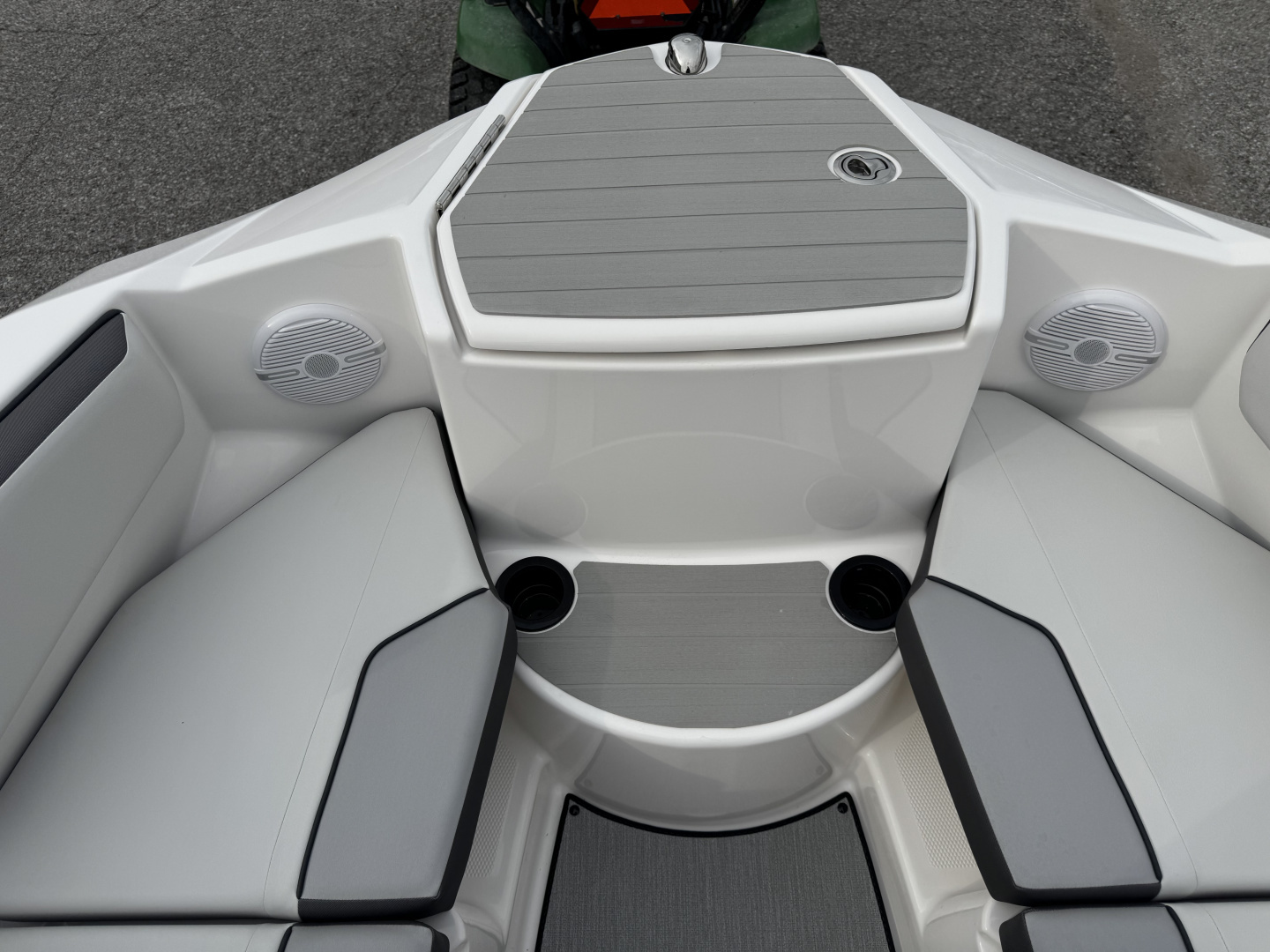 New 2026 Yamaha Boats AR 220 Jet Boat