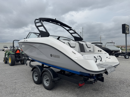New 2026 Yamaha Boats AR 220 Jet Boat