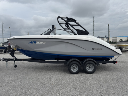 New 2026 Yamaha Boats AR 220 Jet Boat