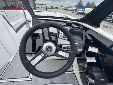 New 2026 Yamaha Boats AR 220 Jet Boat