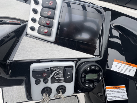 New 2026 Yamaha Boats AR 220 Jet Boat