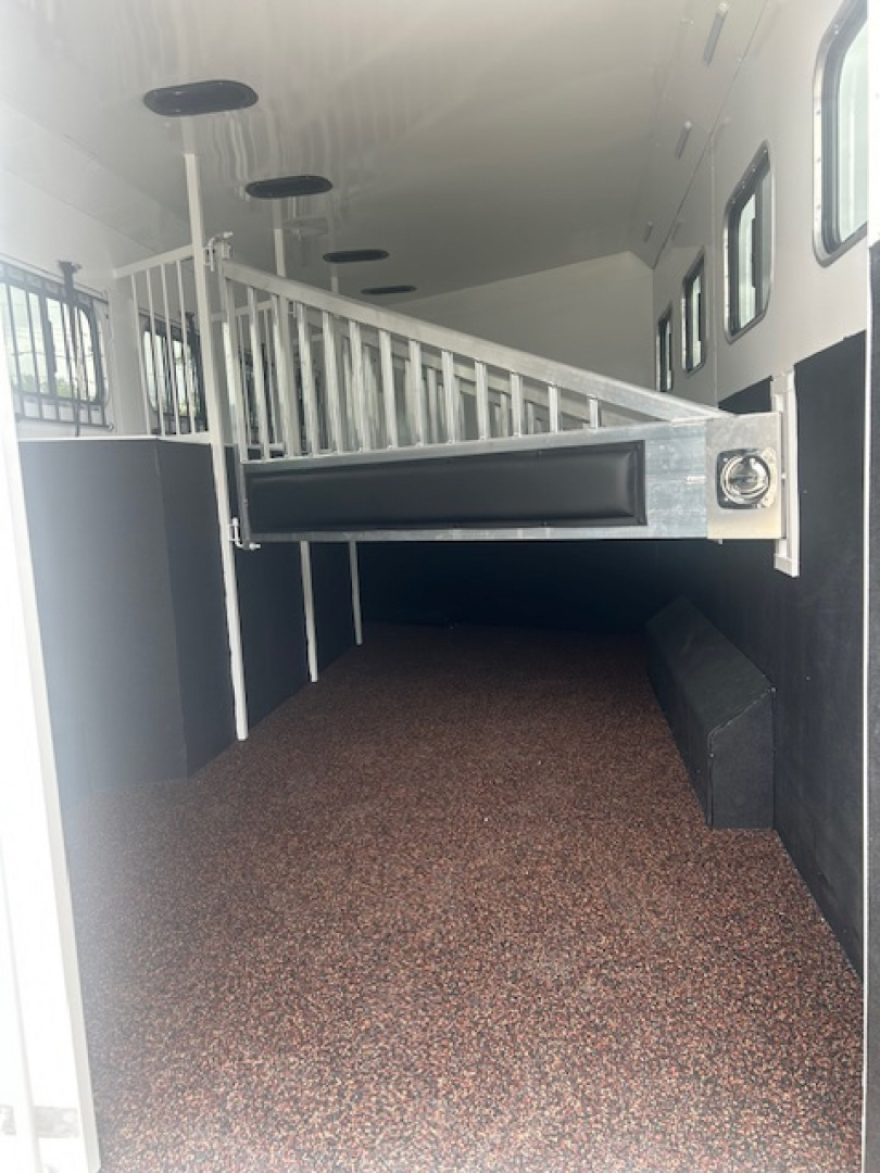 New 2026 Trails West Sierra 4 Horse 8' Wide