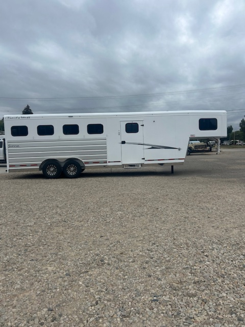 New 2026 Trails West Sierra 4 Horse 8' Wide