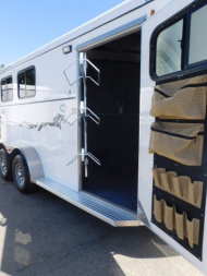 New 2026 Royal T Imperial X 2H BP Horse Trailer