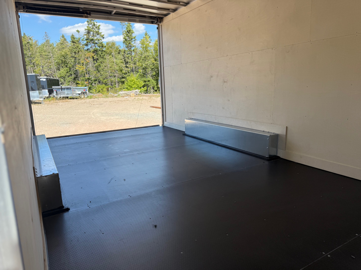 New 2026 GATOR ELITE 8.5 x 18 HD 5200 Lb Axles Cargo / Enclosed Trailer