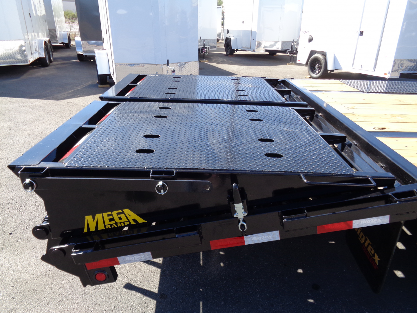 New 2026 Big Tex Trailer * 22GN-30D5A * 30ft Tandem Dual Wheel Gooseneck Trailer W/ Mega Ramps